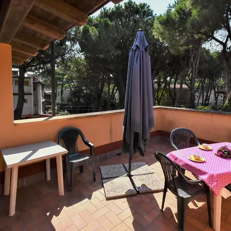 Apartment Apartment Villa Isotta-3 By Interhome *