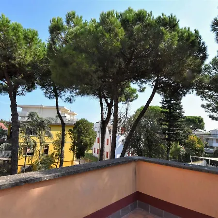 Apartment Villa Isotta-3 By Interhome